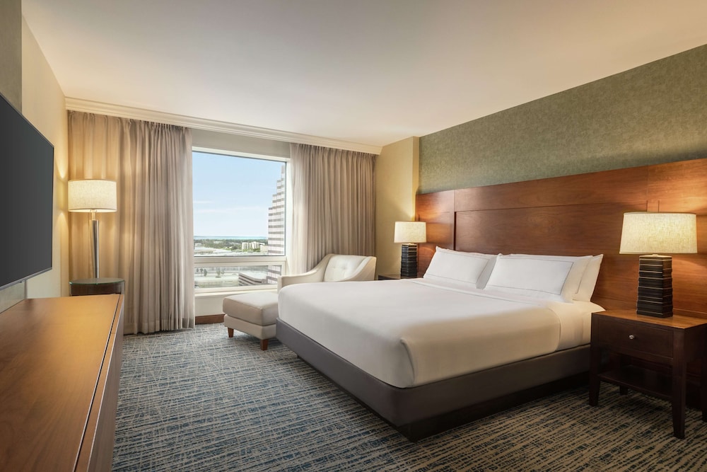 Hilton Tampa Downtown — Hotel rooms in Tampa, Florida