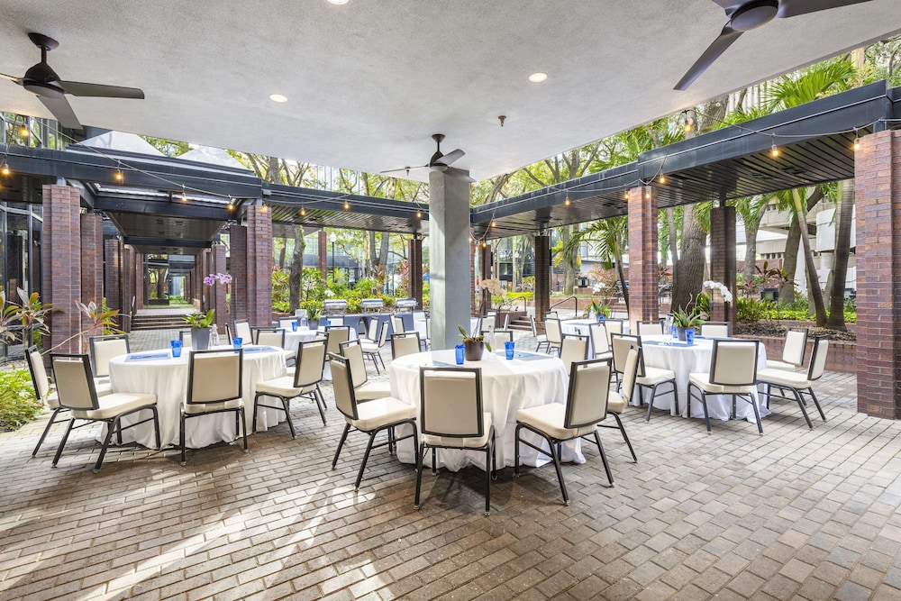 Hilton Tampa Downtown — Restaurant & bars in Tampa, Florida