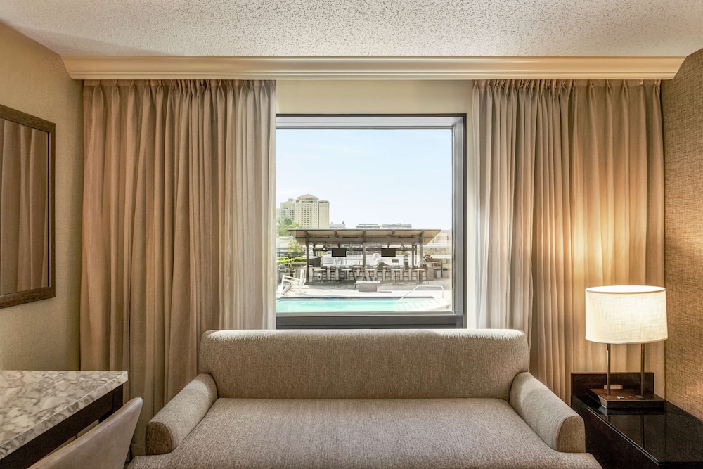 Hilton Tampa Downtown — Hotel rooms in Tampa, Florida