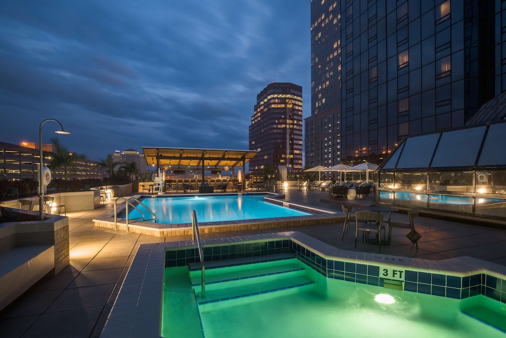 Hilton Tampa Downtown — Swimming pool in Tampa, Florida
