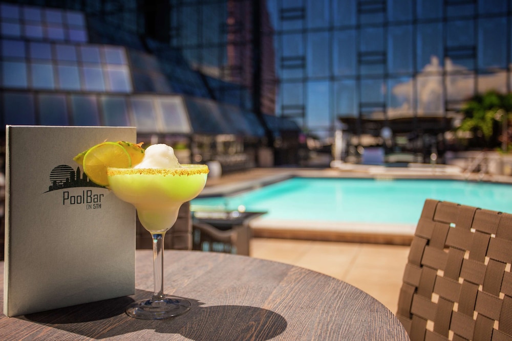Hilton Tampa Downtown — Restaurant & bars in Tampa, Florida