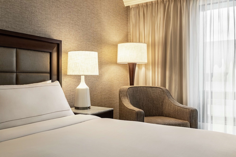 Hilton Tampa Downtown — Hotel rooms in Tampa, Florida