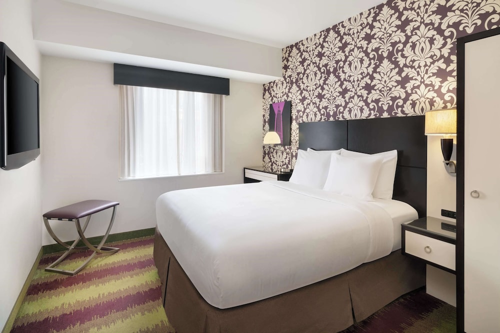 Best Western Premier Herald Square — Hotel rooms in New York City, New York State