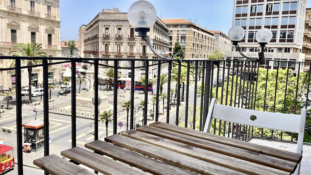 Stesicoro InHabit - Catania City Center — Restaurant & bars in Catania, Sicily