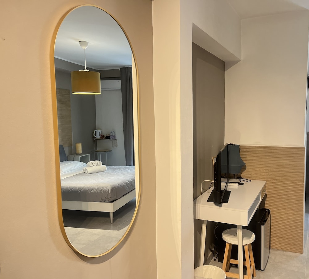 Stesicoro InHabit - Catania City Center — Hotel rooms in Catania, Sicily