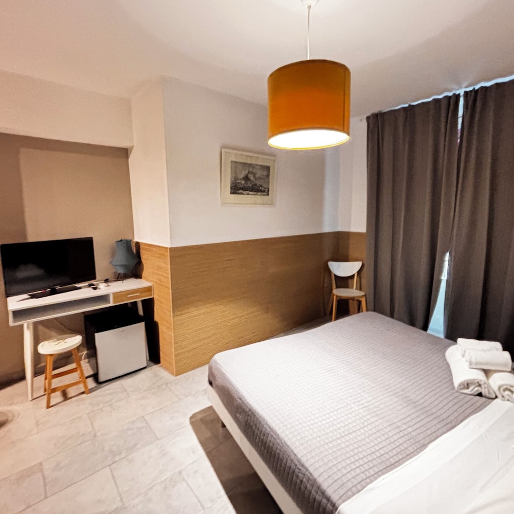 Stesicoro InHabit - Catania City Center — Hotel rooms in Catania, Sicily