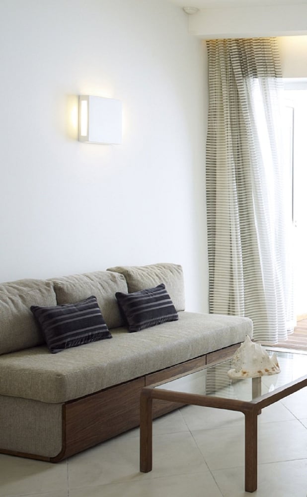 Sunrise Pearl Hotel & Spa — Hotel rooms in Protaras, Famagusta Region