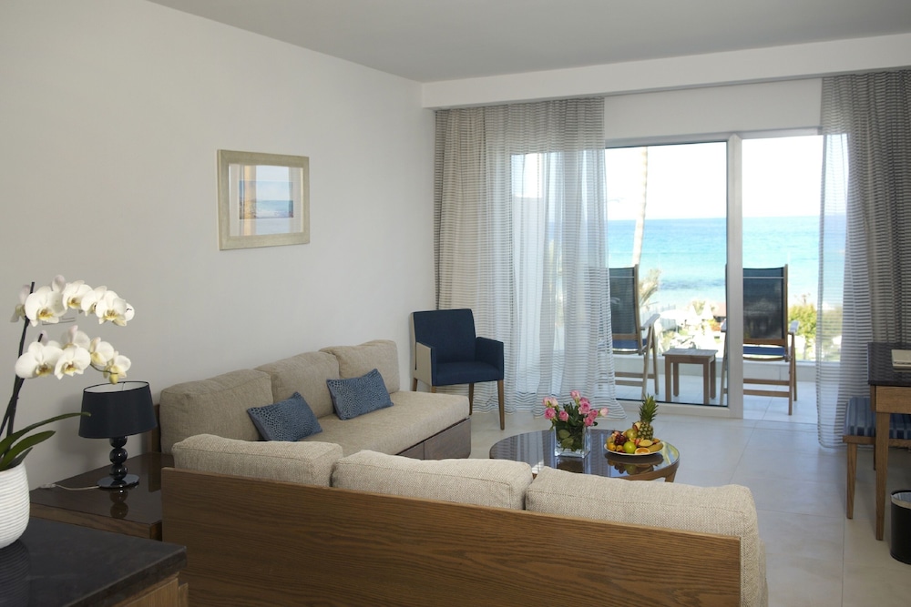 Sunrise Pearl Hotel & Spa — Hotel rooms in Protaras, Famagusta Region