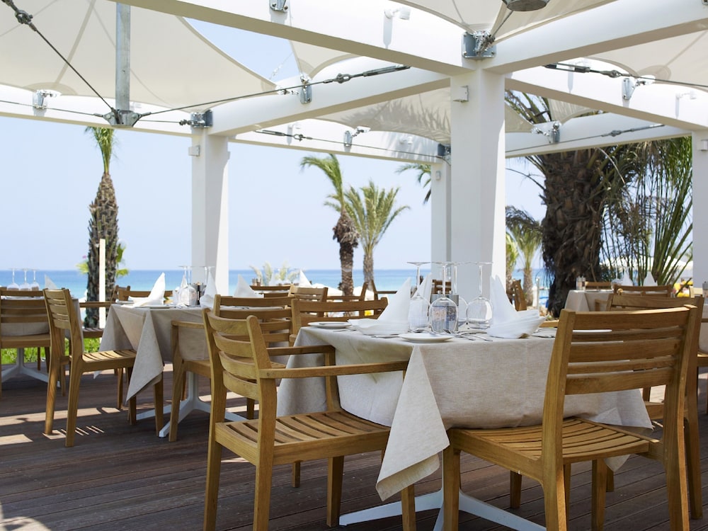 Sunrise Pearl Hotel & Spa — Restaurant & bars in Protaras, Famagusta Region