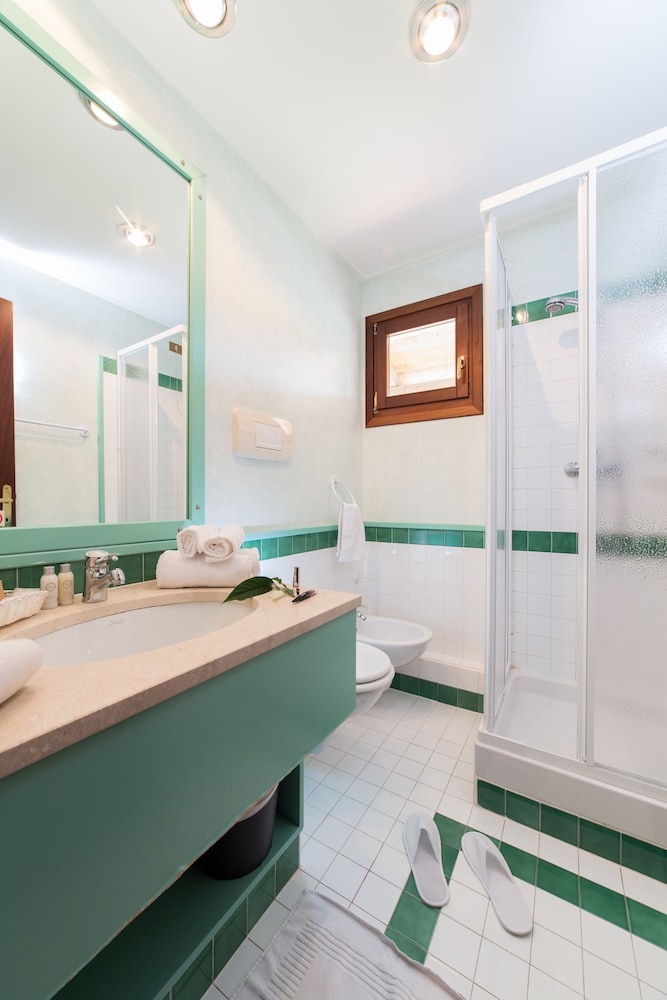 TH San Teodoro - Liscia Eldi Village — Hotel rooms in San Teodoro, Sardinia