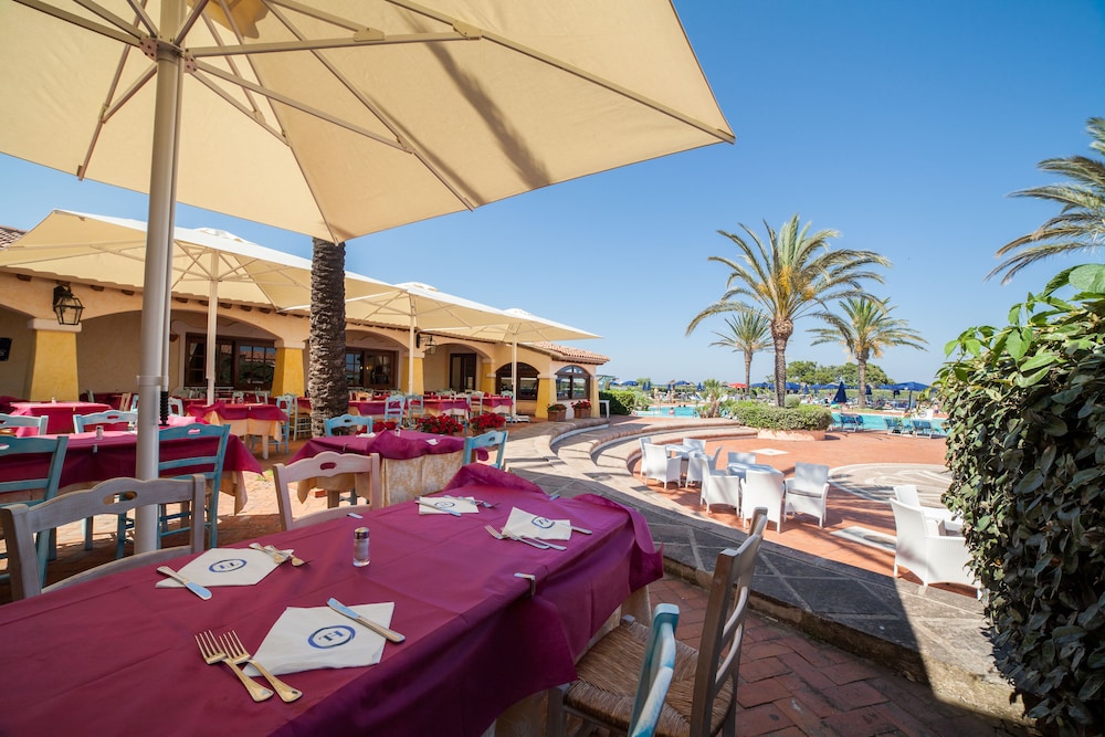 TH San Teodoro - Liscia Eldi Village — Restaurant & bars in San Teodoro, Sardinia