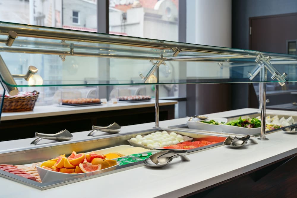 Residence Inn by Marriott New York Manhattan/Central Park — Restaurant & bars in New York City, New York State
