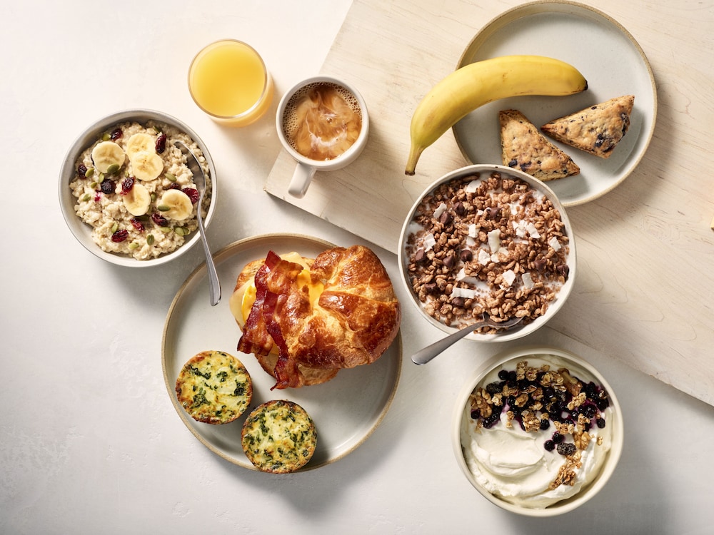 Residence Inn by Marriott New York Manhattan/Central Park — Restaurant & bars in New York City, New York State