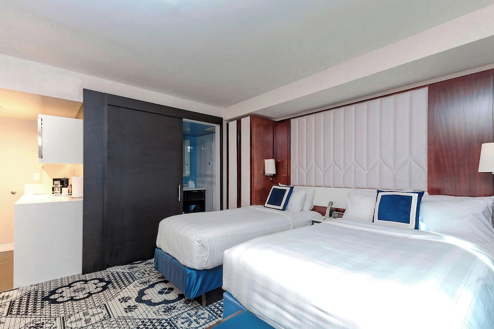 Residence Inn by Marriott New York Manhattan/Central Park — Hotel rooms in New York City, New York State