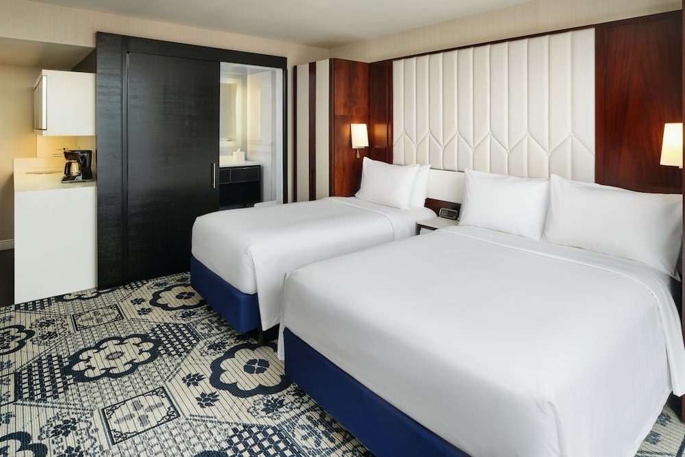 Residence Inn by Marriott New York Manhattan/Central Park — Hotel rooms in New York City, New York State