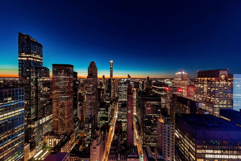Residence Inn by Marriott New York Manhattan/Central Park — Attractions in the area in New York City, New York State