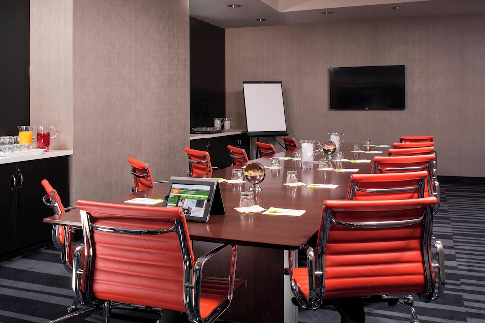 Residence Inn by Marriott New York Manhattan/Central Park — Hotel building in New York City, New York State