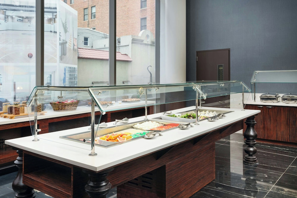 Residence Inn by Marriott New York Manhattan/Central Park — Restaurant & bars in New York City, New York State