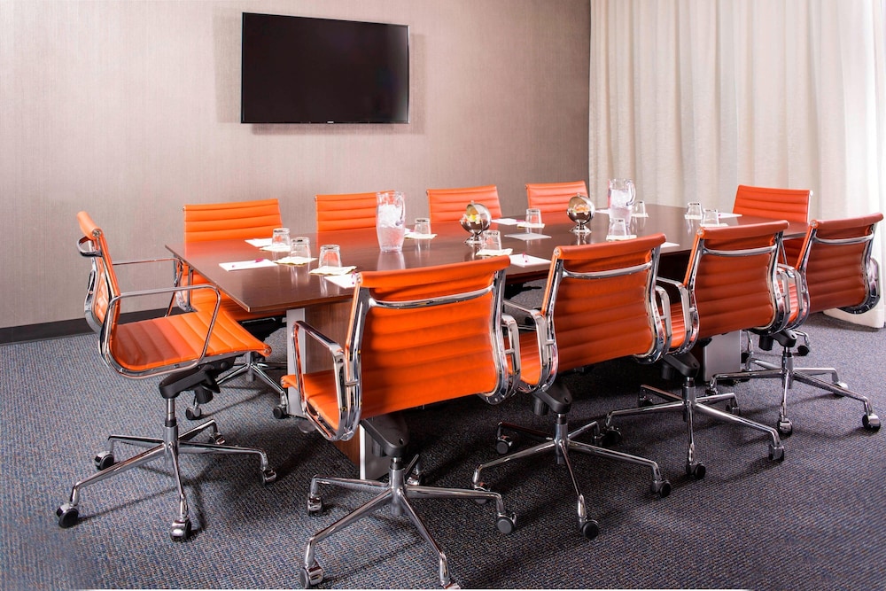 Residence Inn by Marriott New York Manhattan/Central Park — Hotel building in New York City, New York State