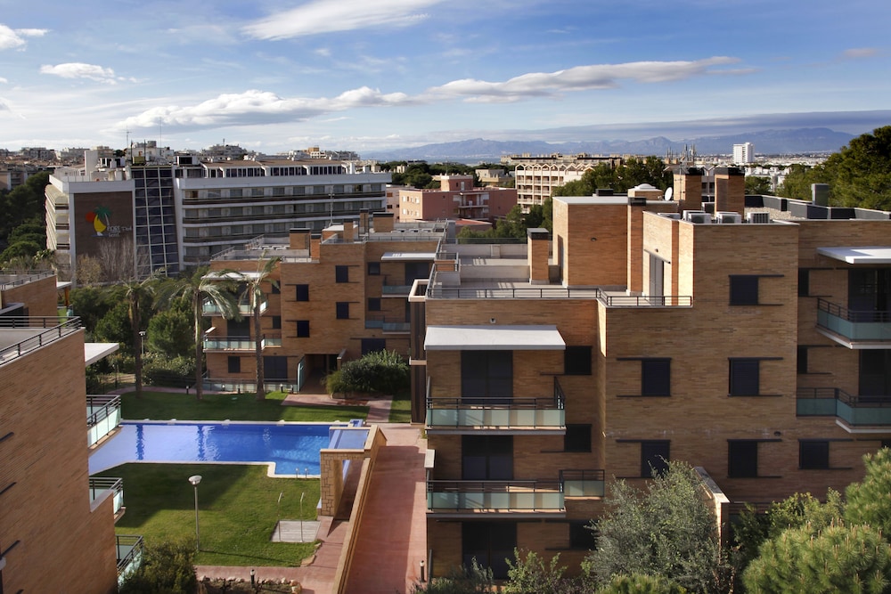 Pierre & Vacances Salou — Swimming pool in Salou, Catalonia