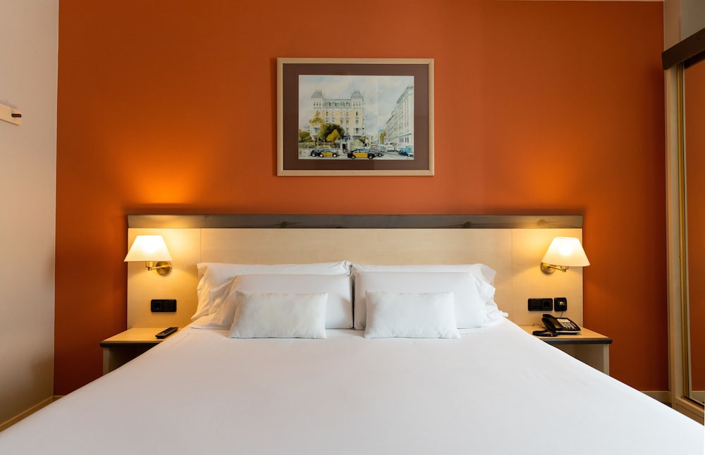 Petit Palace Trencadis — Hotel rooms in Barcelona, Catalonia