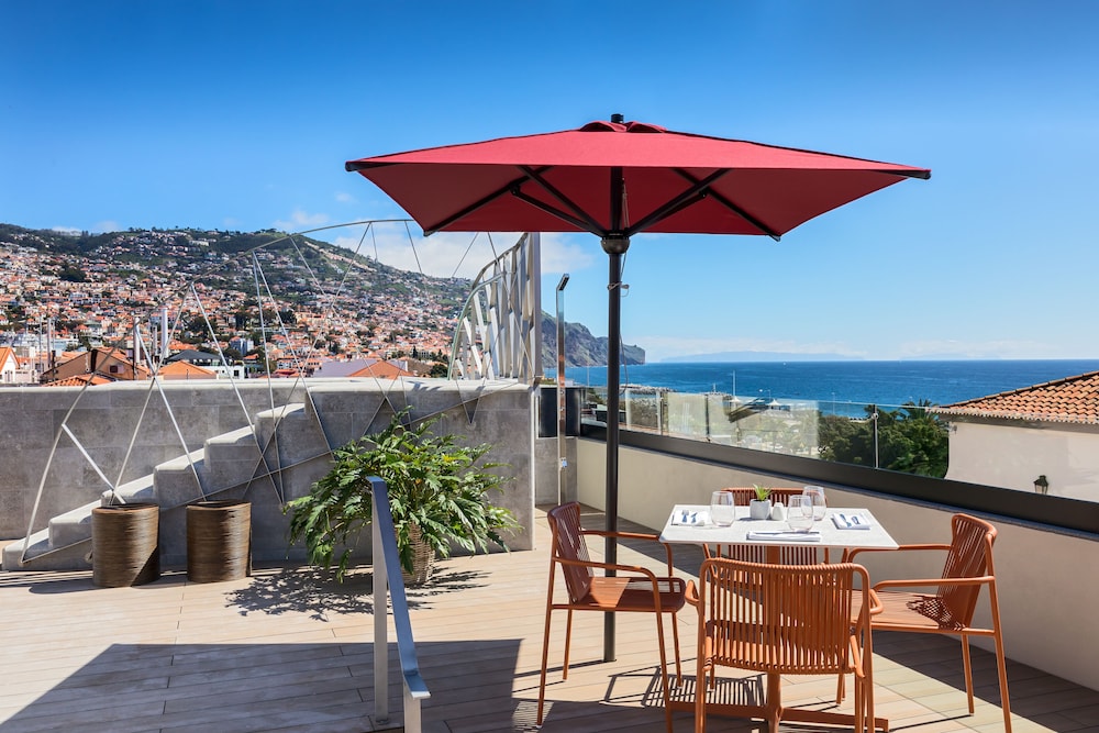 Barcelo Funchal Oldtown — Funchal, Madeira