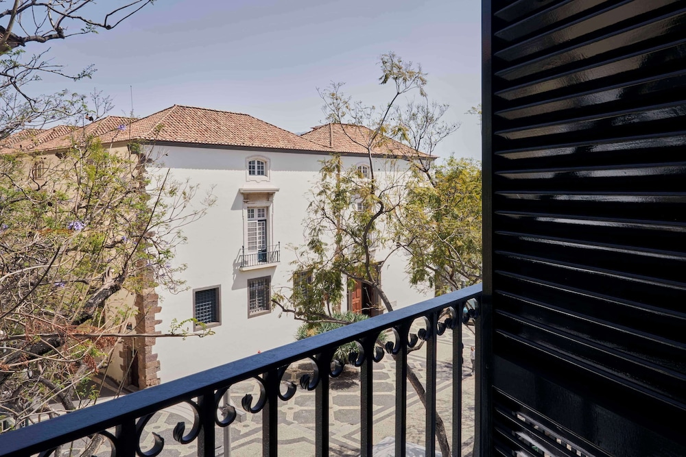 Barcelo Funchal Oldtown — Funchal, Madeira