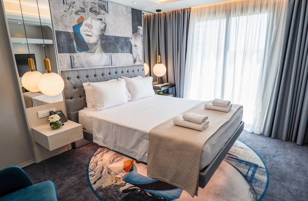 Gate Twenty Two Boutique Hotel - zdjęcie 5