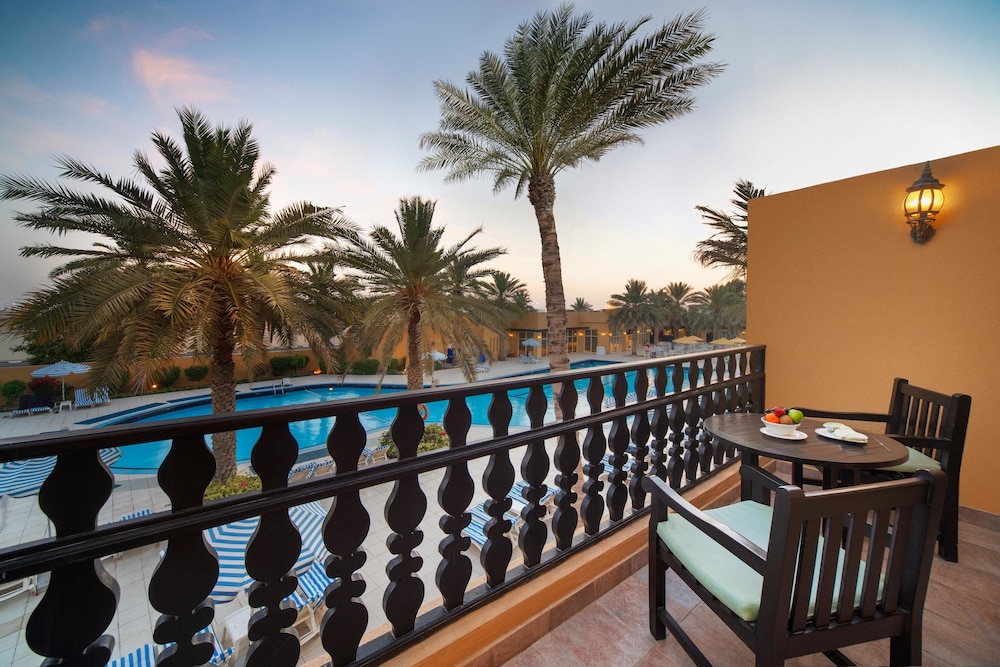 Al Hamra Village Hotel — Swimming pool in Ras al Khaimah