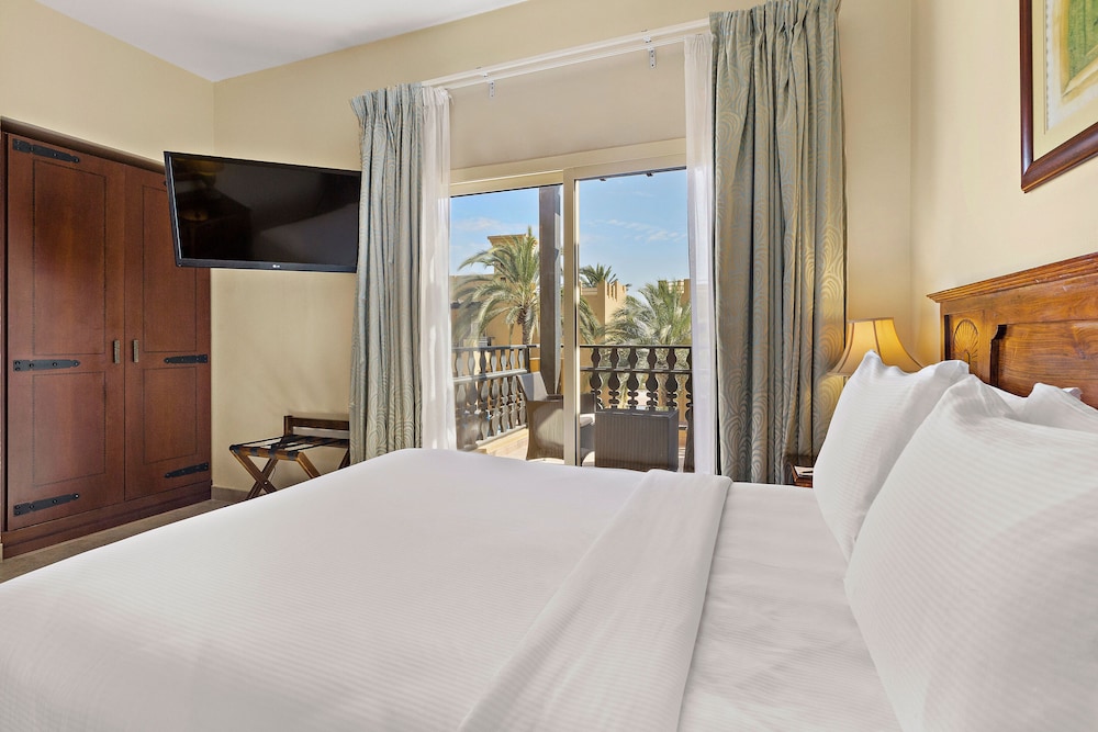 Al Hamra Village Hotel — Hotel rooms in Ras al Khaimah
