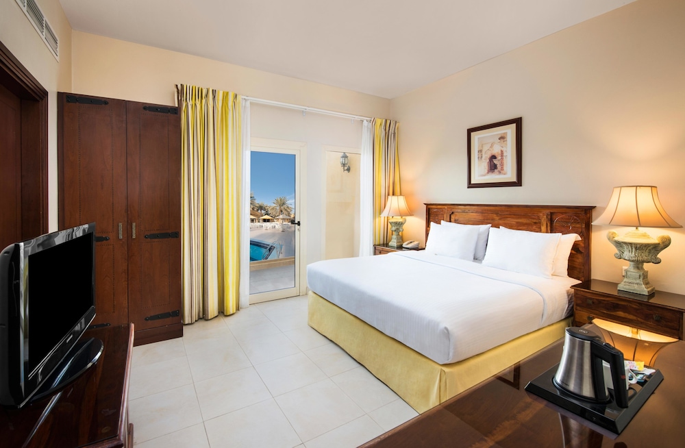 Al Hamra Village Hotel — Hotel rooms in Ras al Khaimah