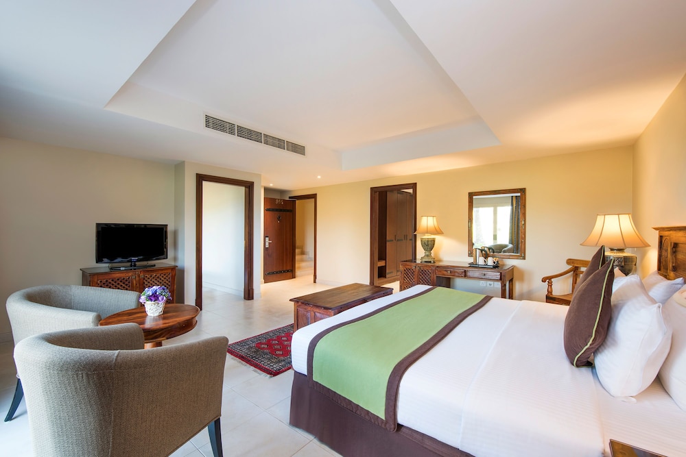 Al Hamra Village Hotel — Hotel rooms in Ras al Khaimah
