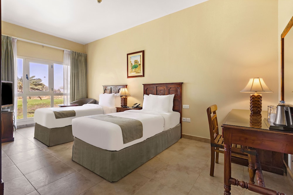 Al Hamra Village Hotel — Hotel rooms in Ras al Khaimah