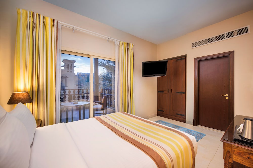 Al Hamra Village Hotel — Hotel rooms in Ras al Khaimah