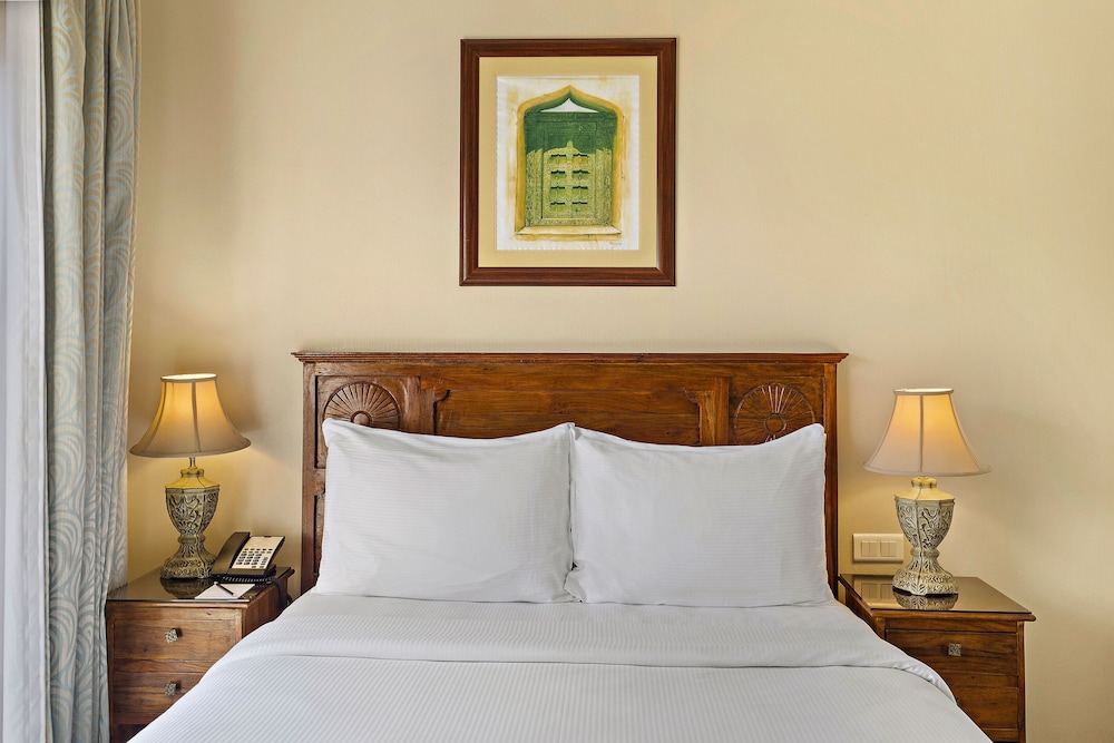 Al Hamra Village Hotel — Hotel rooms in Ras al Khaimah
