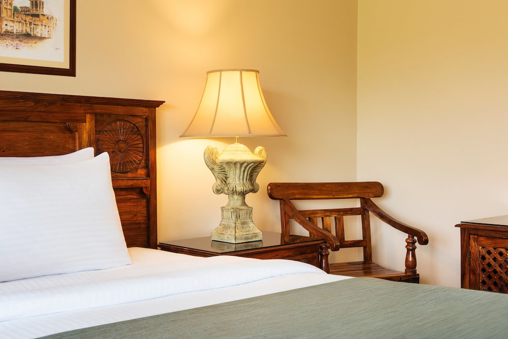 Al Hamra Village Hotel — Hotel rooms in Ras al Khaimah