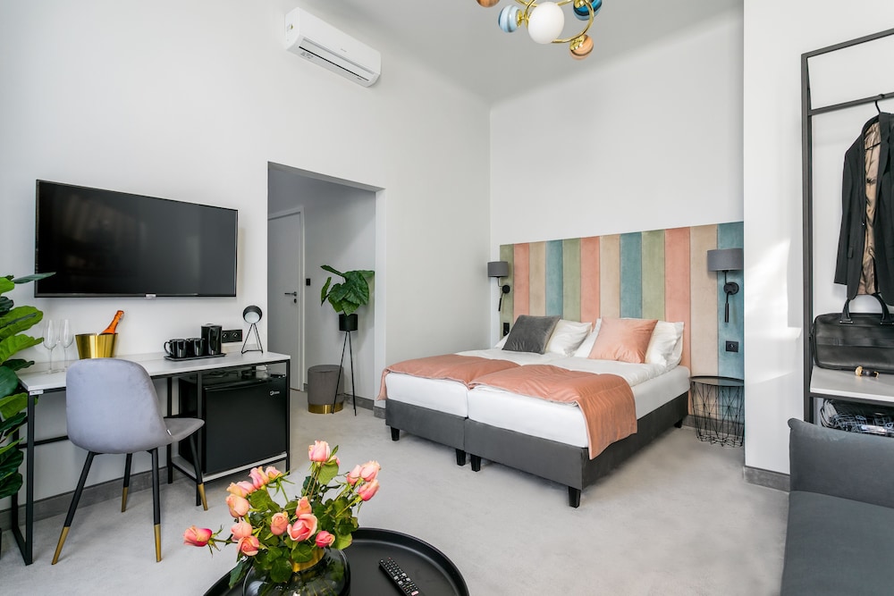 Old Town Residence - Premium Aparthotel — Hotel rooms in Krakow, Lesser Poland