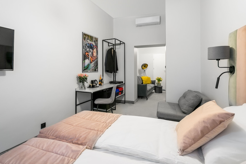 Old Town Residence - Premium Aparthotel — Hotel rooms in Krakow, Lesser Poland