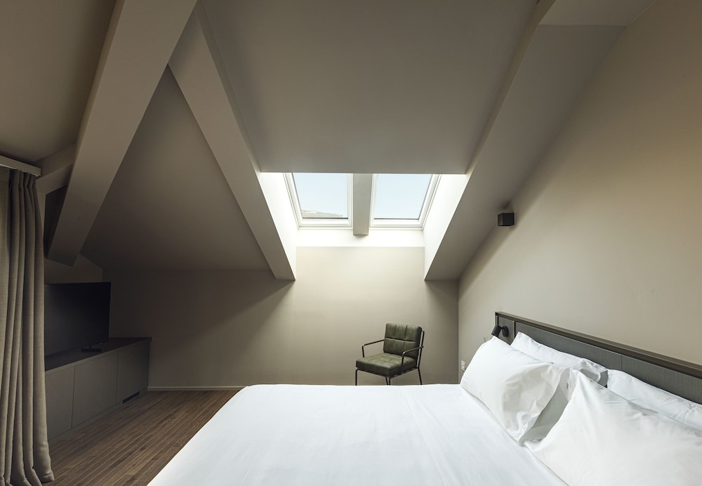 Hotel Promessi Sposi — Hotel rooms in Malgrate, Lombardy