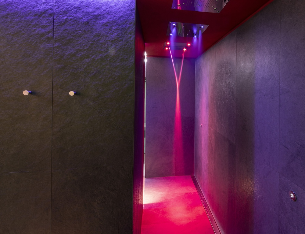 Hotel Promessi Sposi — Spa in Malgrate, Lombardy