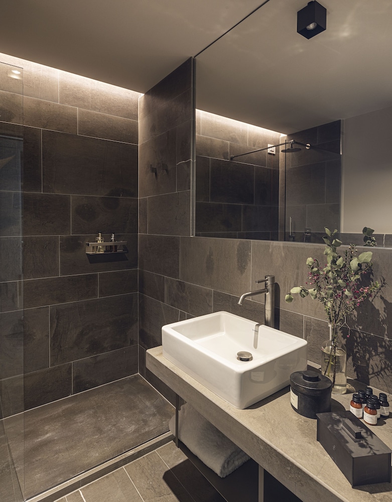 Hotel Promessi Sposi — Hotel rooms in Malgrate, Lombardy