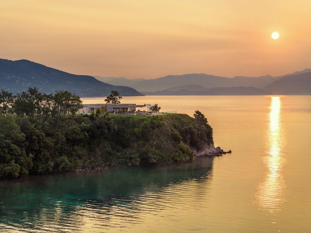 Ikos Odisia - All Inclusive — Hotel building in Kato Korakiana, Ionian Islands