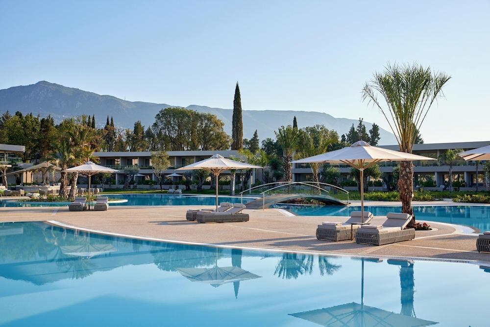 Ikos Odisia - All Inclusive — Swimming pool in Kato Korakiana, Ionian Islands