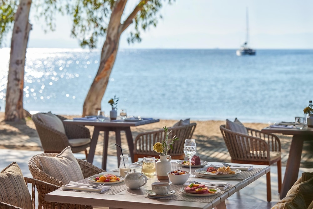 Ikos Odisia - All Inclusive — Restaurant & bars in Kato Korakiana, Ionian Islands