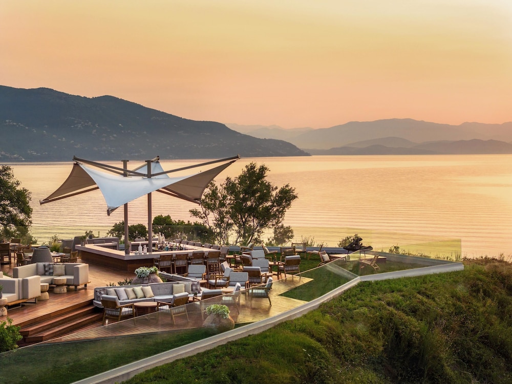 Ikos Odisia - All Inclusive — Restaurant & bars in Kato Korakiana, Ionian Islands