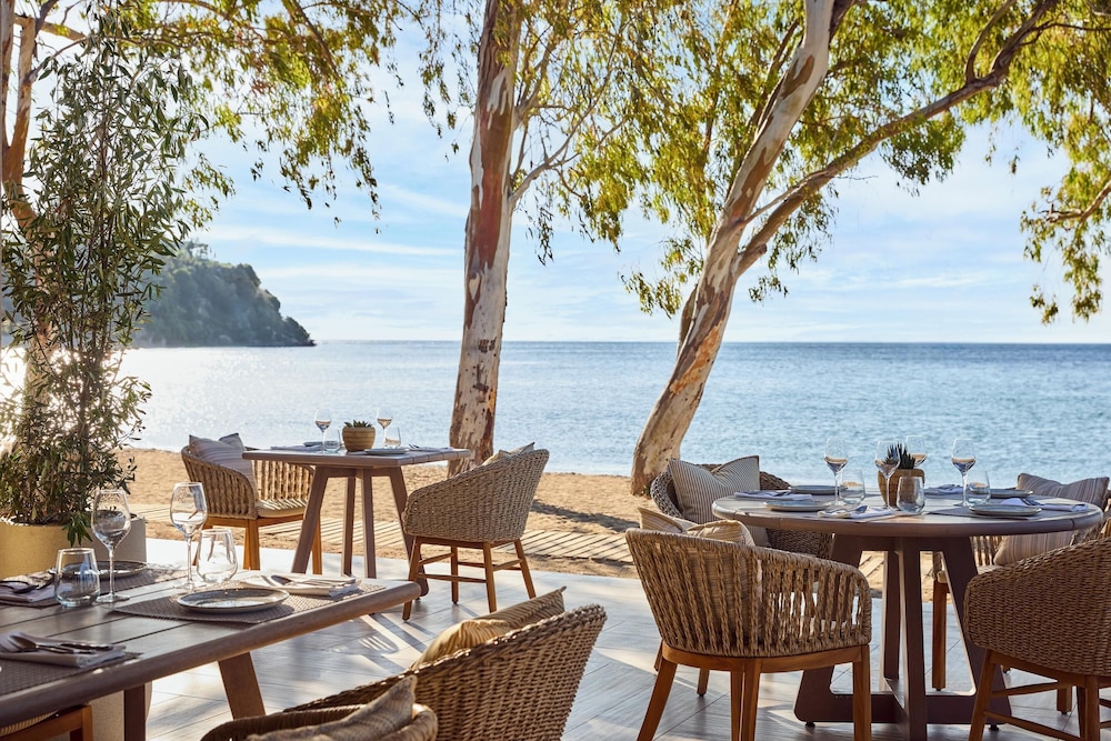 Ikos Odisia - All Inclusive — Restaurant & bars in Kato Korakiana, Ionian Islands
