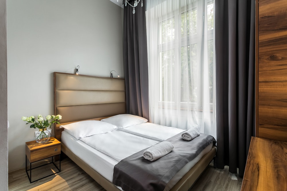 G12 Aparthotel — Main photo in Krakow, Lesser Poland