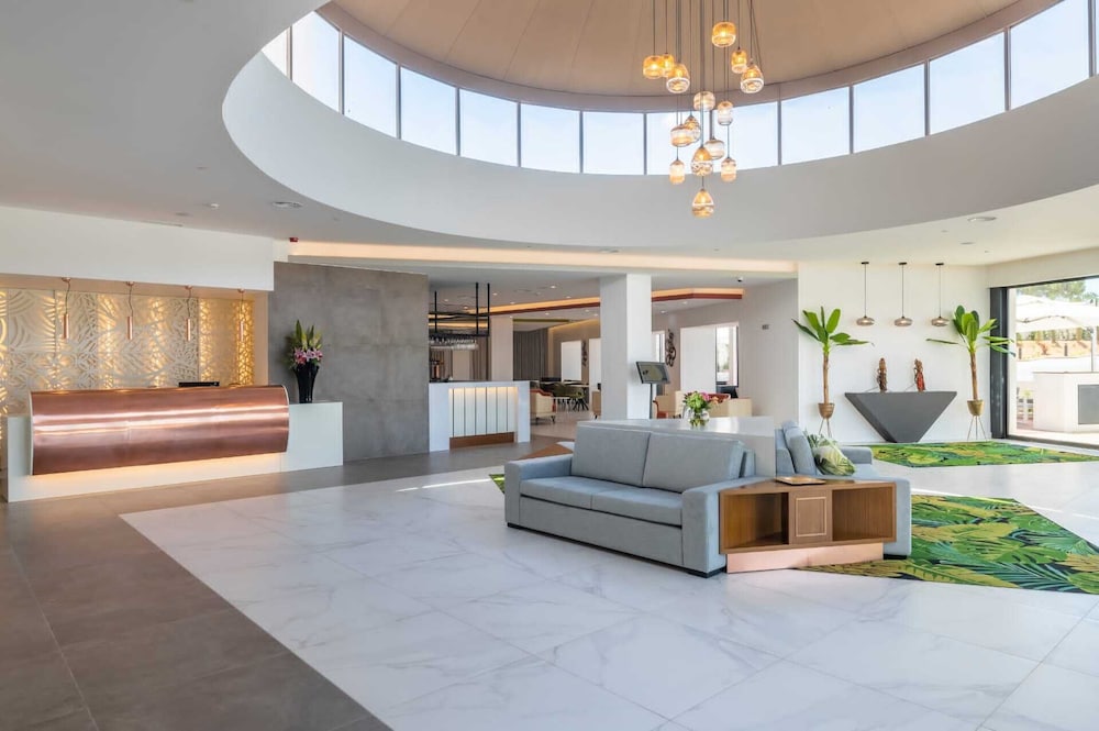 Regency Salgados Hotel & Spa — Restaurant & bars in Albufeira, Faro