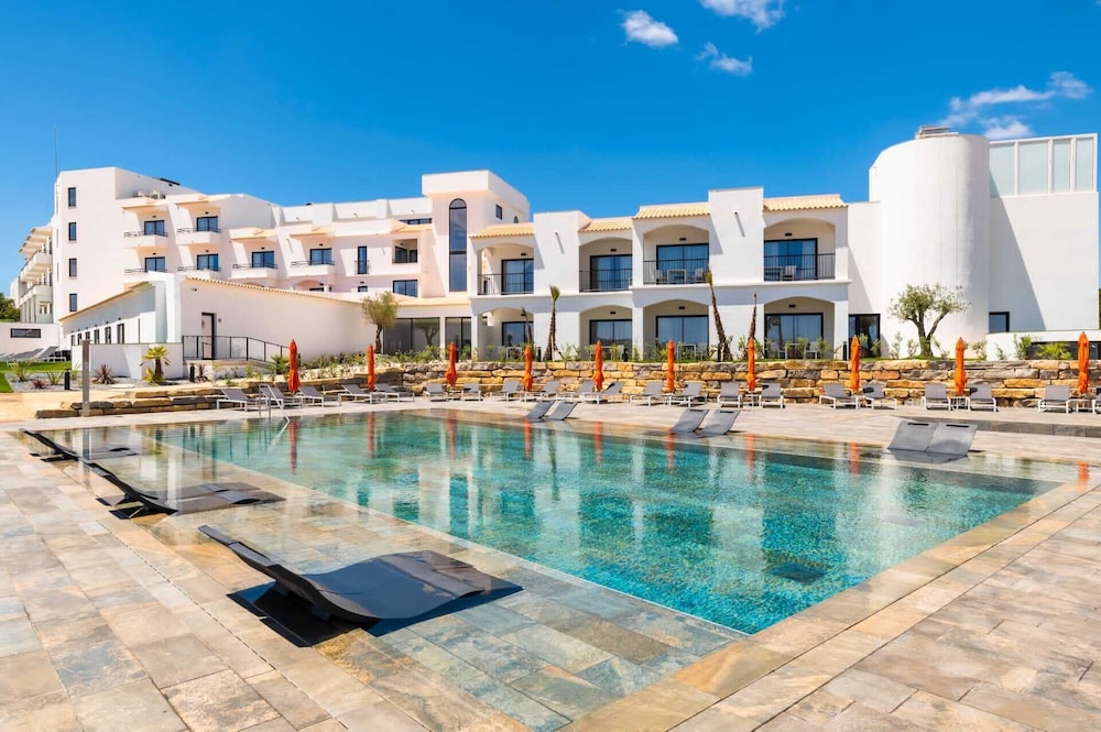 Regency Salgados Hotel & Spa — Swimming pool in Albufeira, Faro