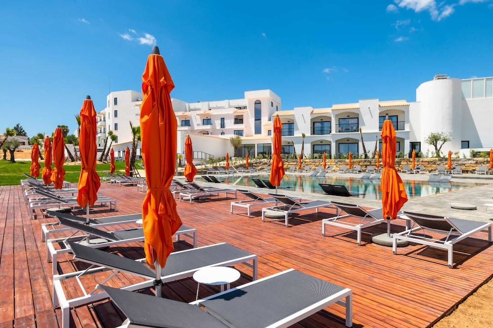 Regency Salgados Hotel & Spa — Swimming pool in Albufeira, Faro